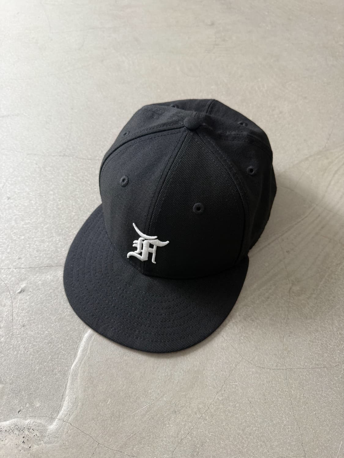 Fear of God Essentials New Era Hat 상품이미지2