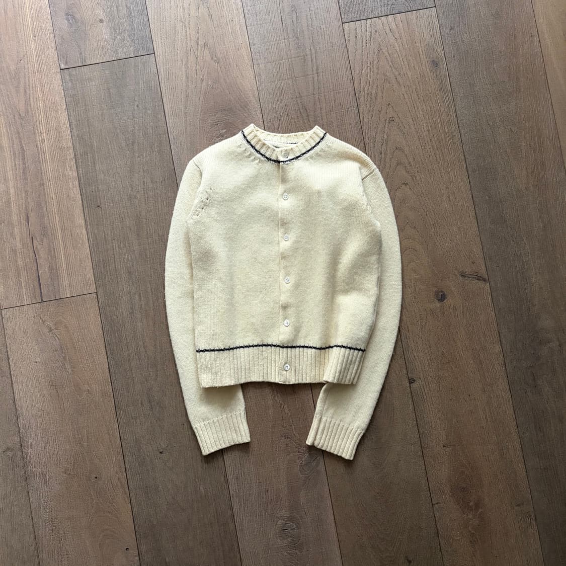 90’s Line Punching Knit Cardigan 상품이미지1