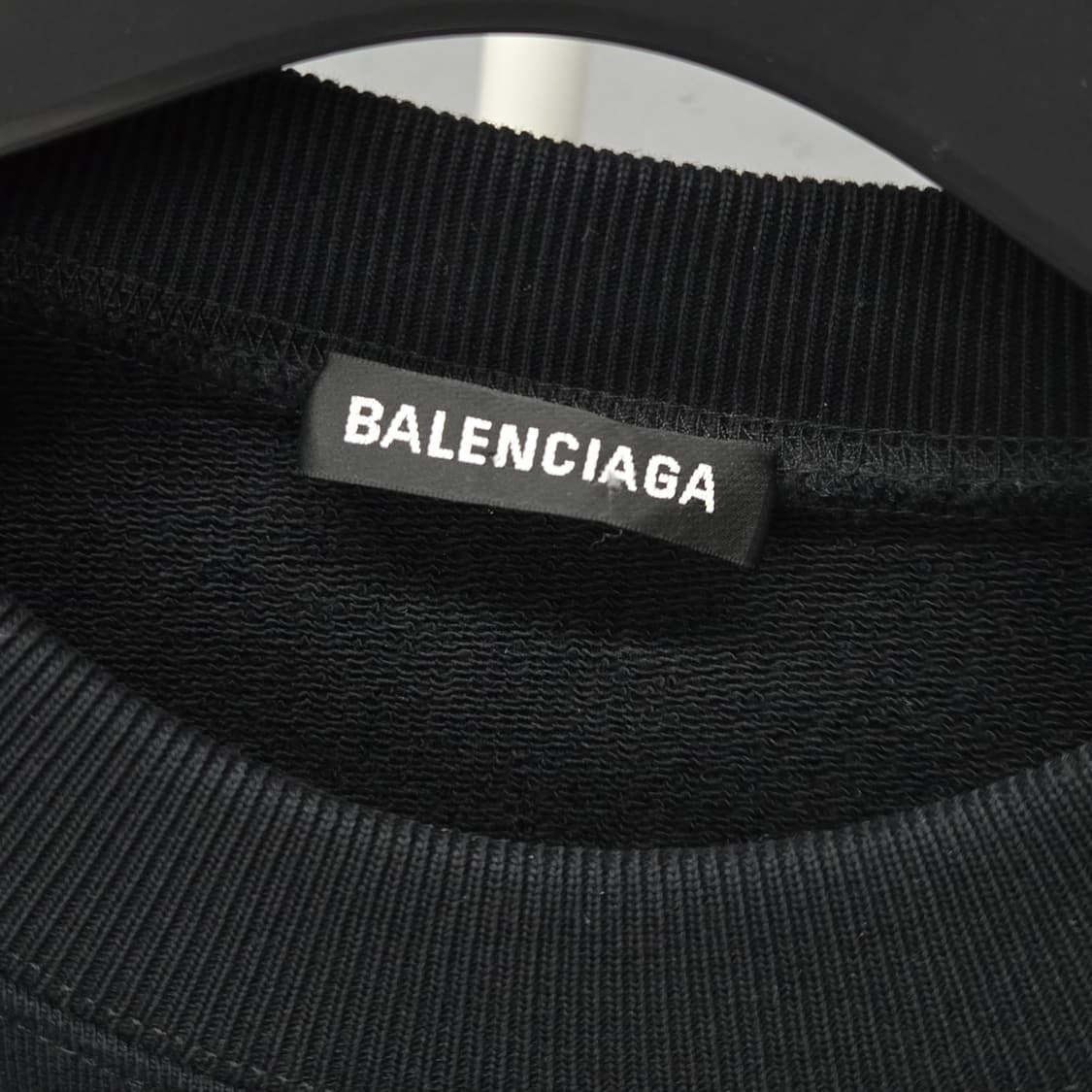 백화점판 / 발렌시아가 웨이브로고 맨투맨 L 상품이미지3