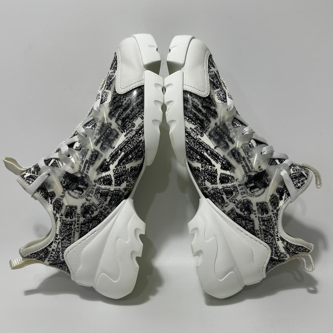 디올 D 커넥트 테크니컬 패브릭 파리 스니커즈 (245)  상품이미지4