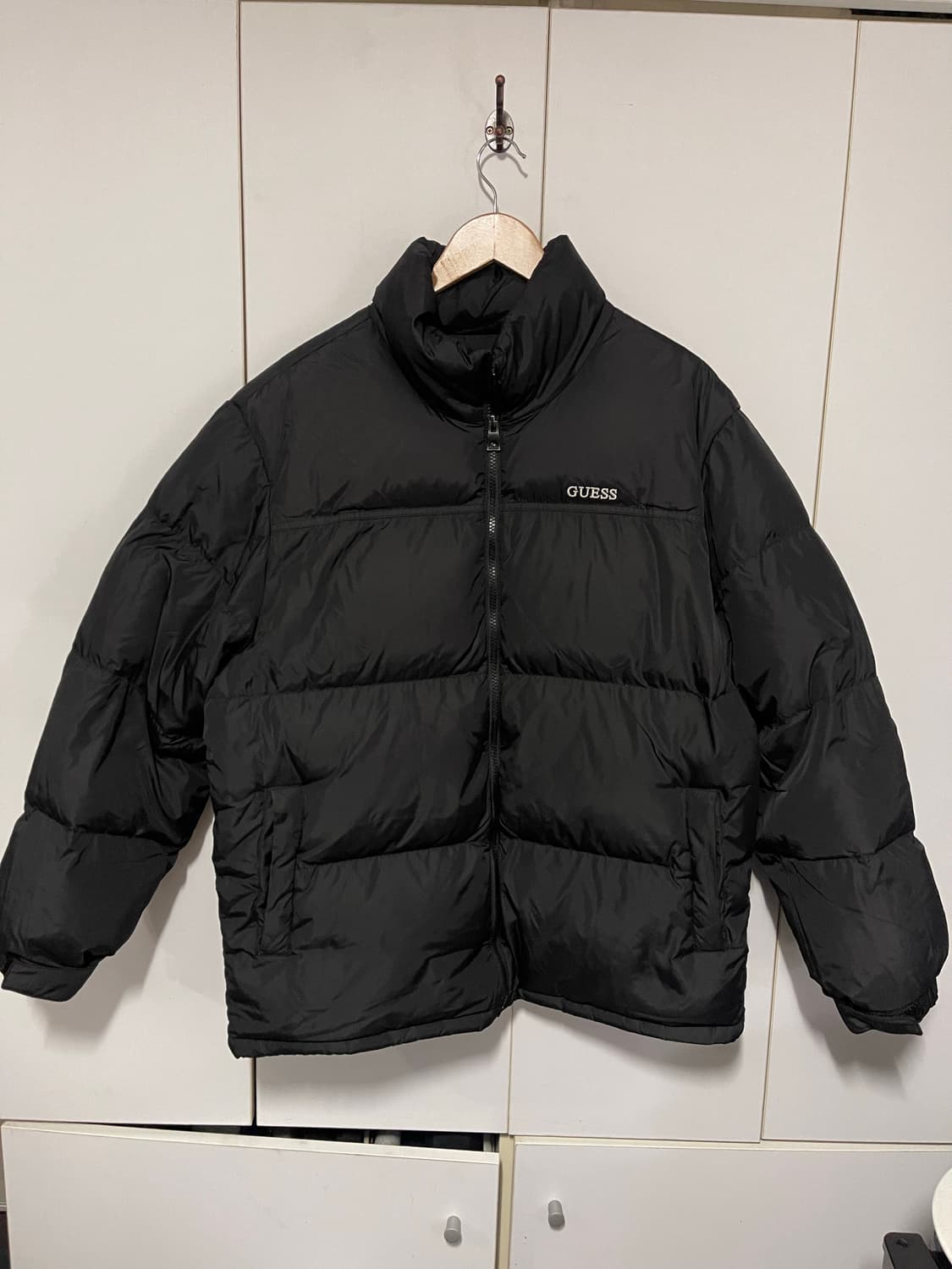 게스 블랙 패딩 점퍼 XL 상품이미지1