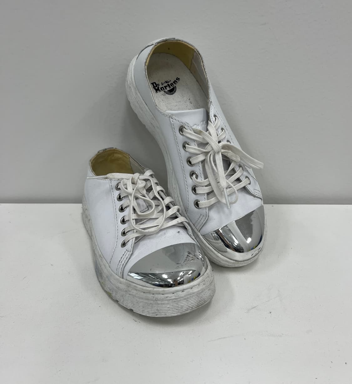 닥터마틴 알렉세이 화이트 레더 스니커즈 37 상품이미지1