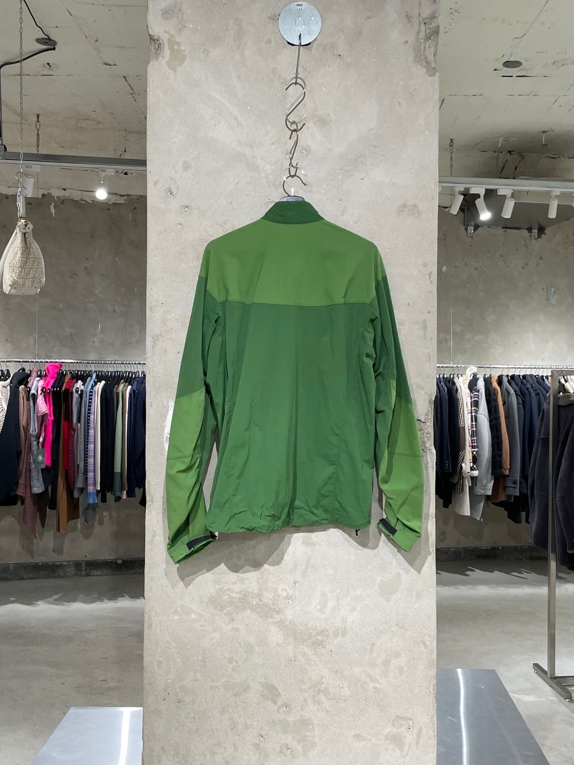 아크테릭스 그린 감마 SL 하이브리드 자켓 상품이미지6