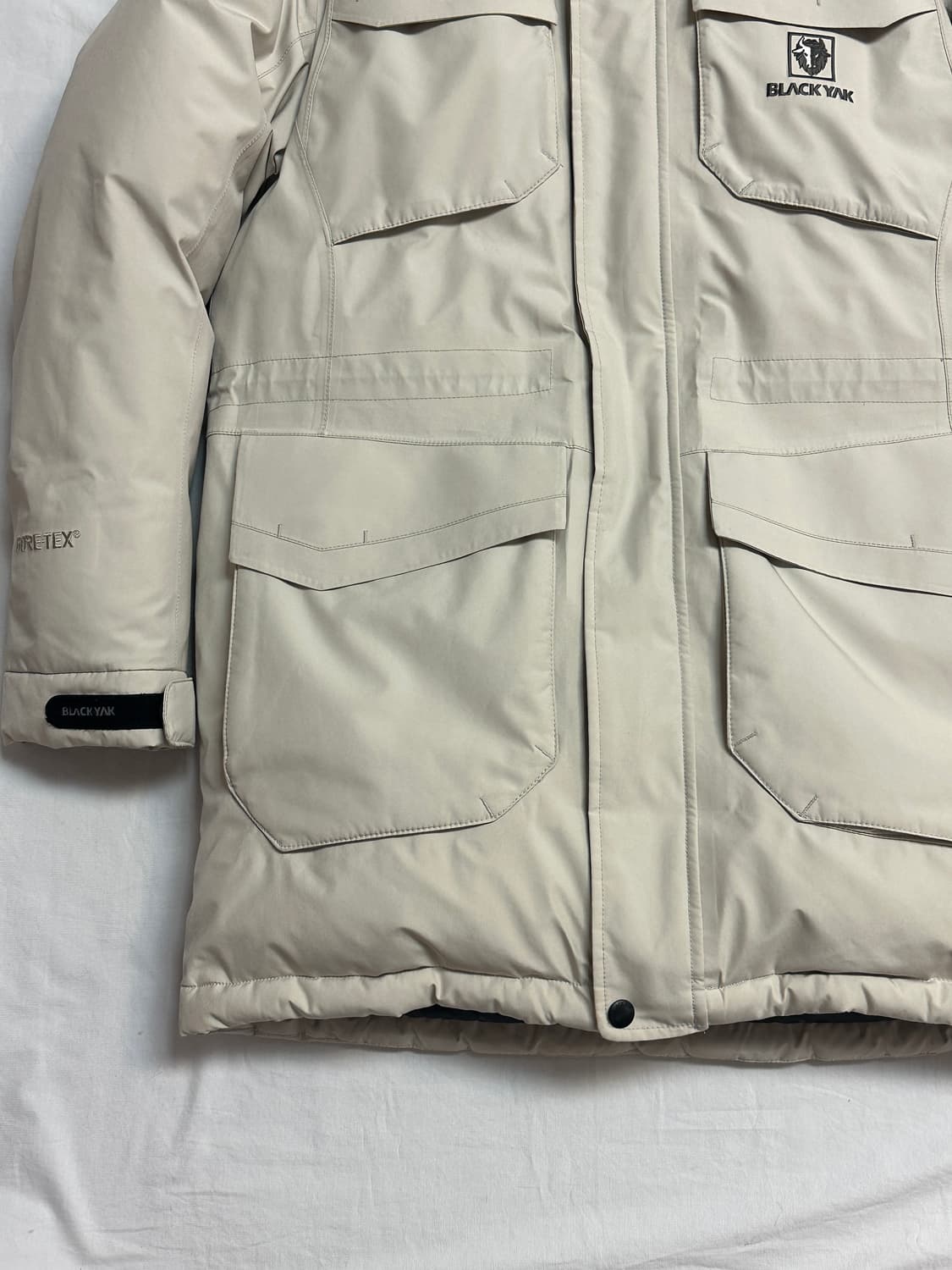 블랙야크 고어텍스 구스다운 패딩 상품이미지3