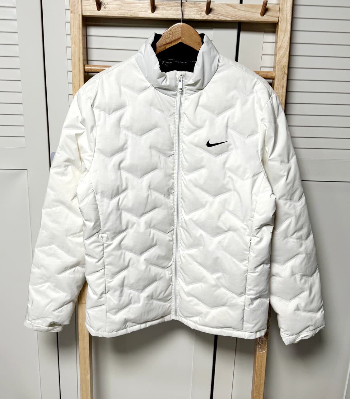 나이키 골프 경량 패딩 자켓 화이트 상품이미지1