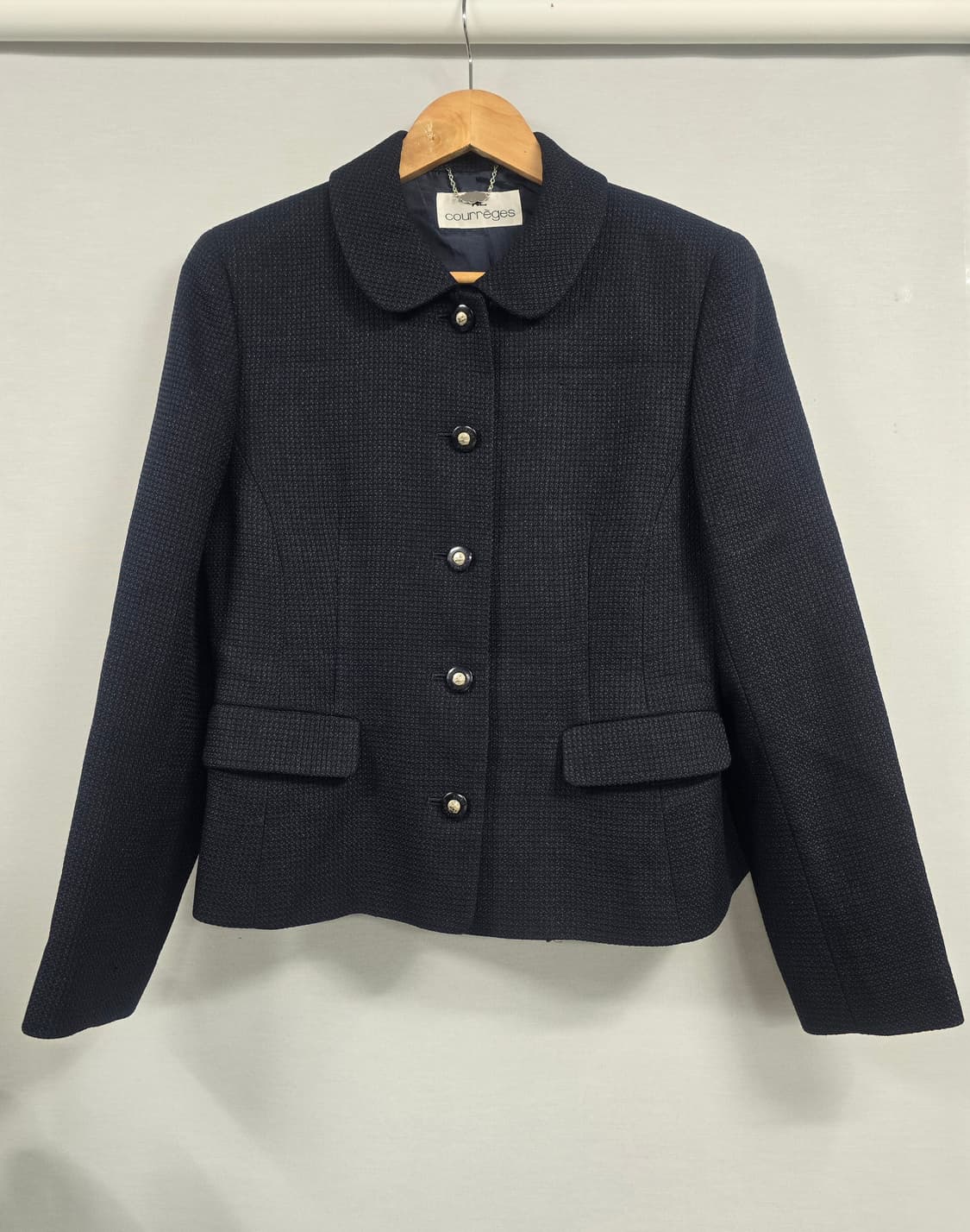 꾸레쥬 울혼방 버튼 크롭 자켓  상품이미지1