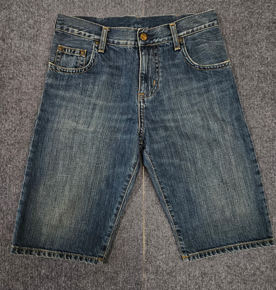 칼하트 슬림 버뮤다 데님 팬츠 급처 상품이미지1