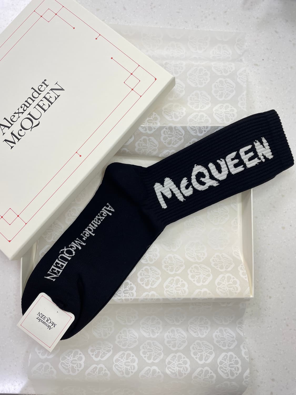 새상품 알렉산더 맥퀸 양말 블랙 삭스 상품이미지2