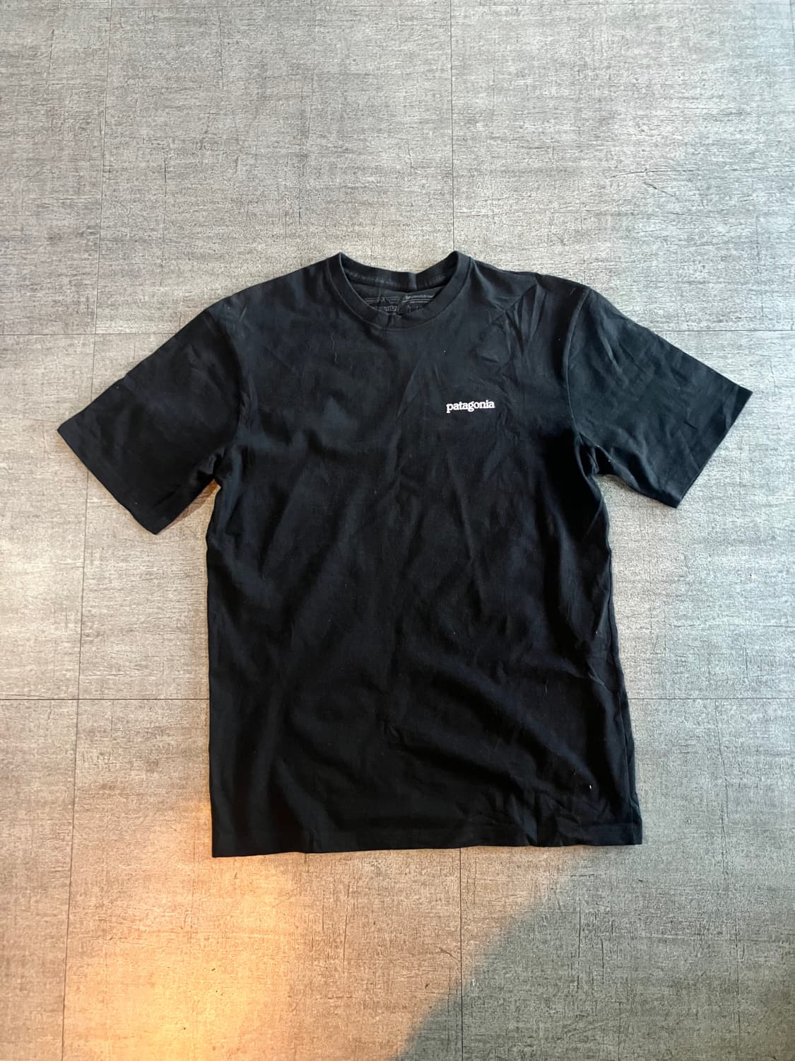 Patagonia  파타고니아 올드스쿨스트릿 백로고 반팔티셔츠 상품이미지2