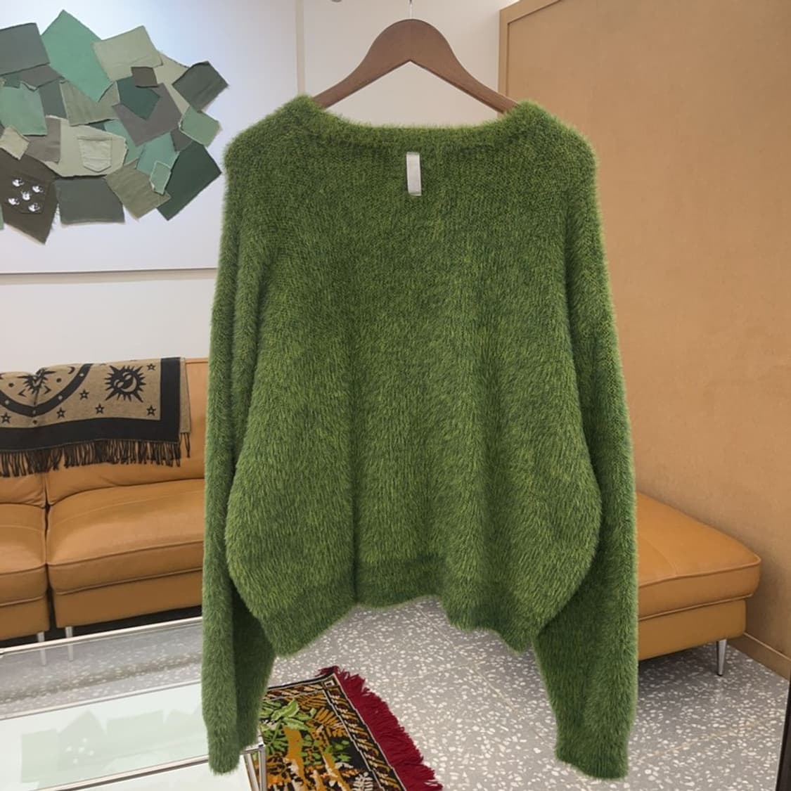 노매뉴얼 오버핏 헤어리 니트 스웨터 105 C06216 상품이미지3