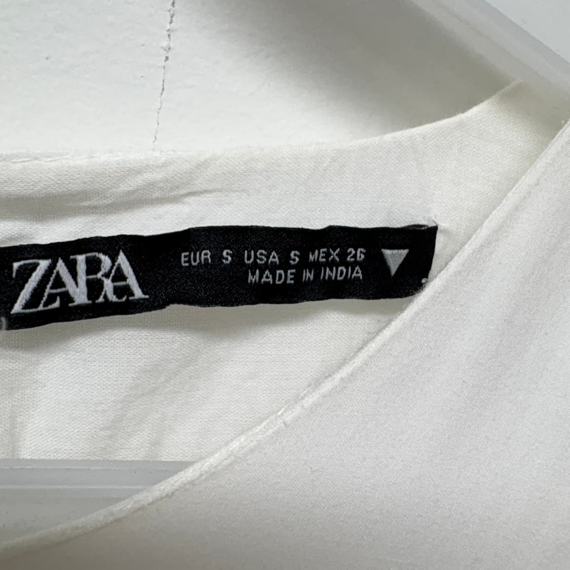 ZARA 화이트 자수 프릴 원피스  상품이미지6