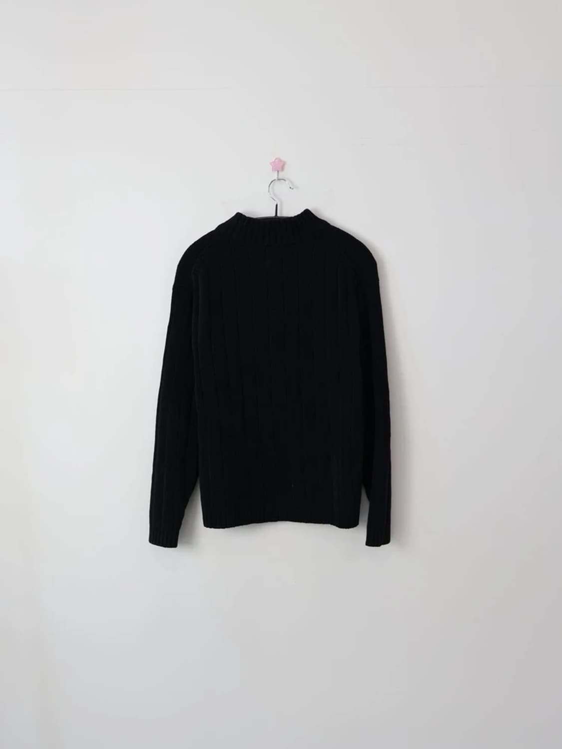 CORDORA Black Half Zip Rib Knit Sweater 상품이미지4