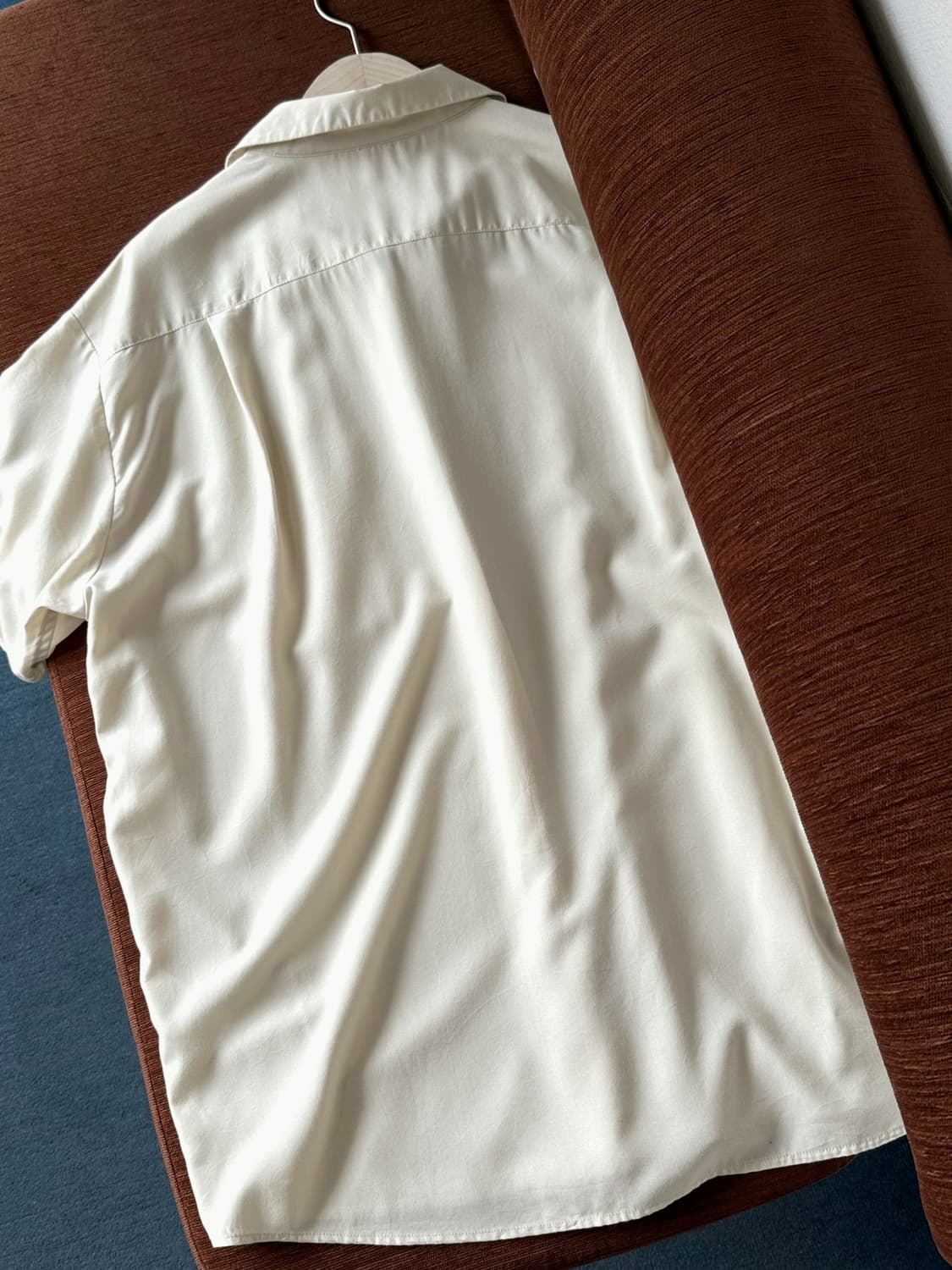 Silky touch fabric loose H/S shirt 상품이미지5