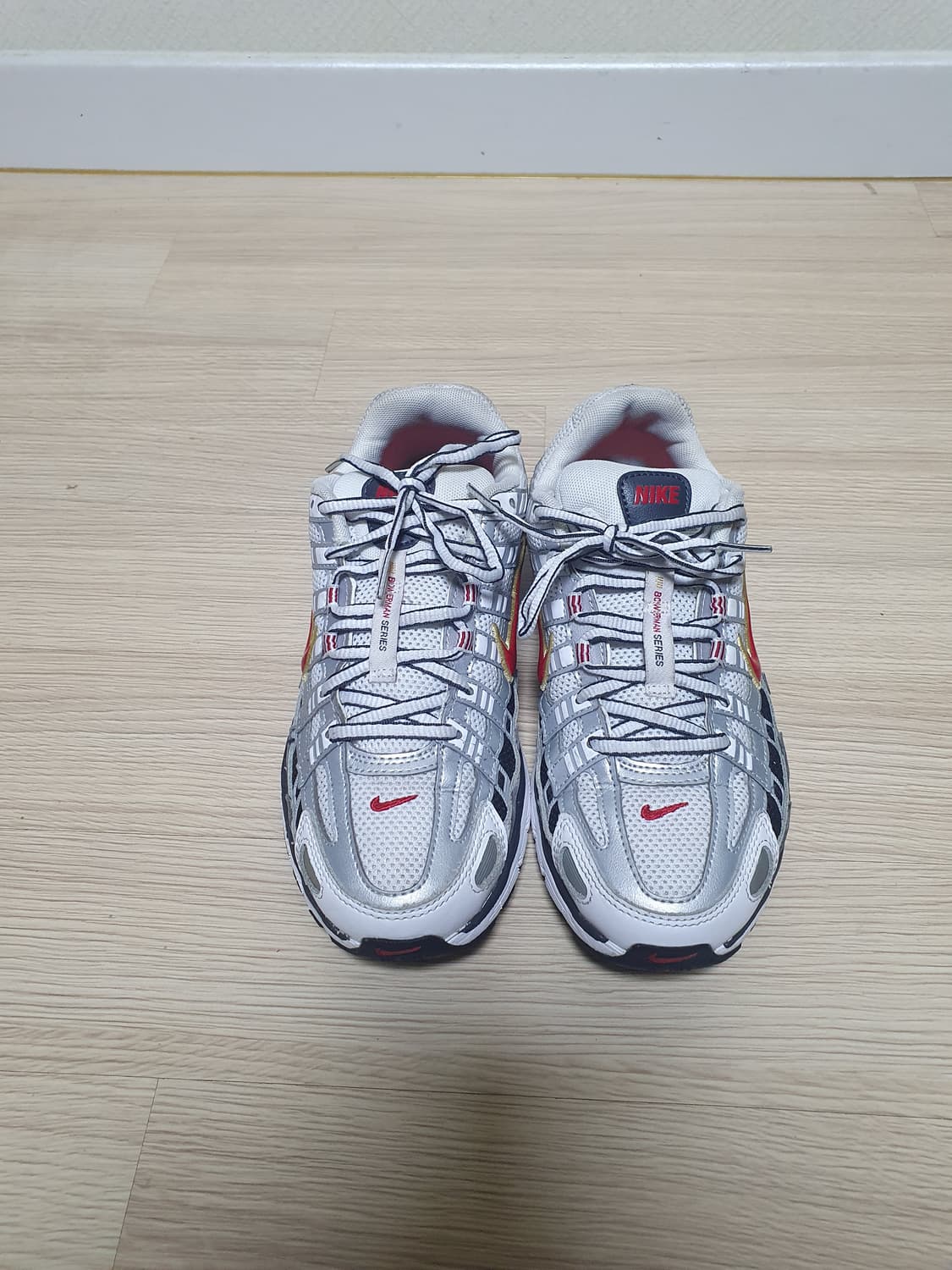 나이키 P-6000 실버 레드 운동화 245 상품이미지3