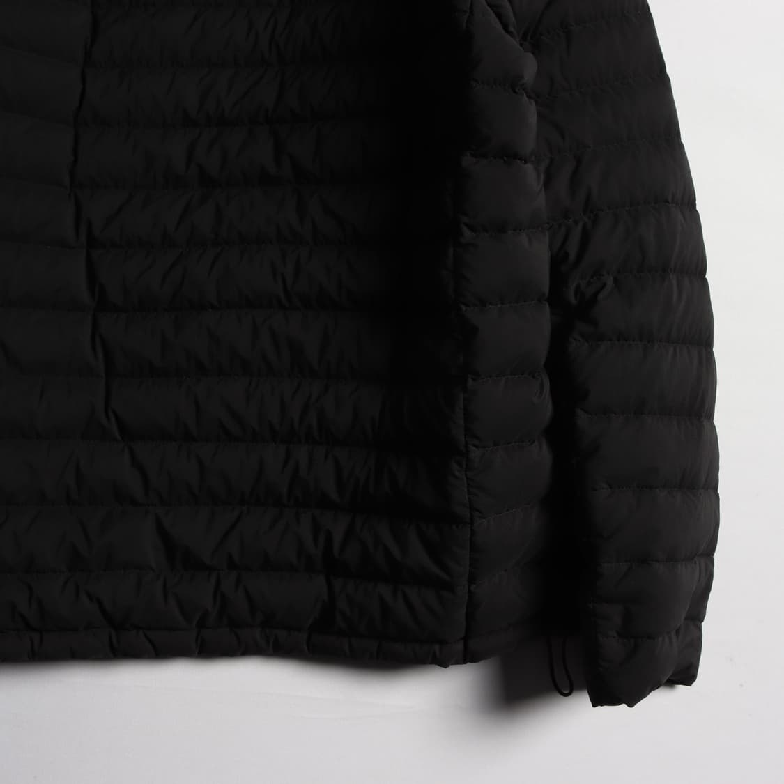 노스페이스 구스 다운 블랙 후드 경량 패딩 상품이미지6