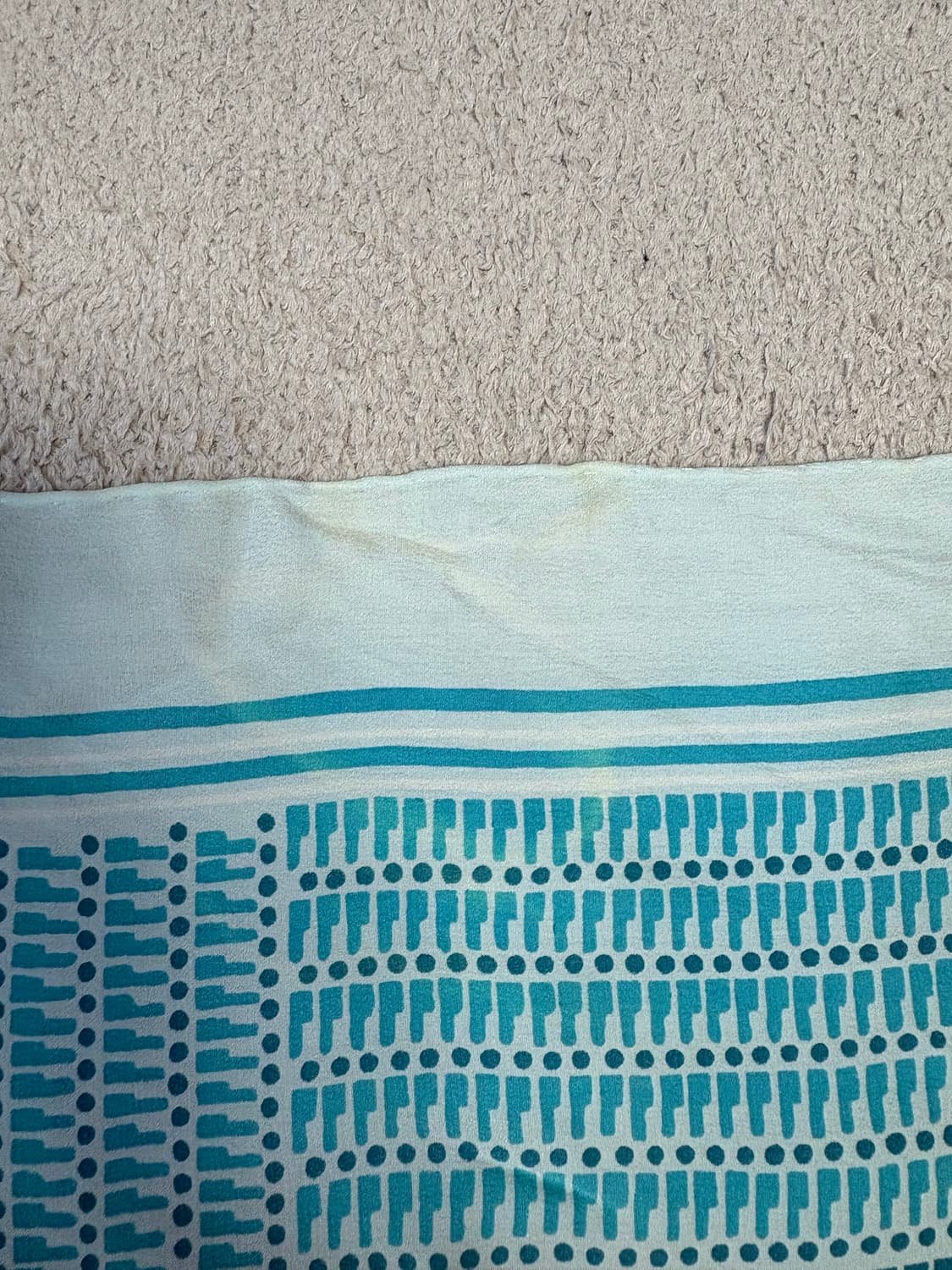 [정품] 피에르 발망 빈티지 핸드롤링 실크 스카프 상품이미지4