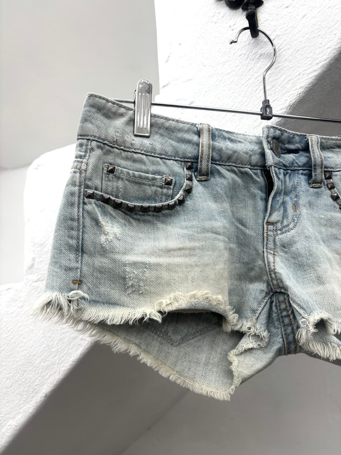 American eagle stud shorts   상품이미지4