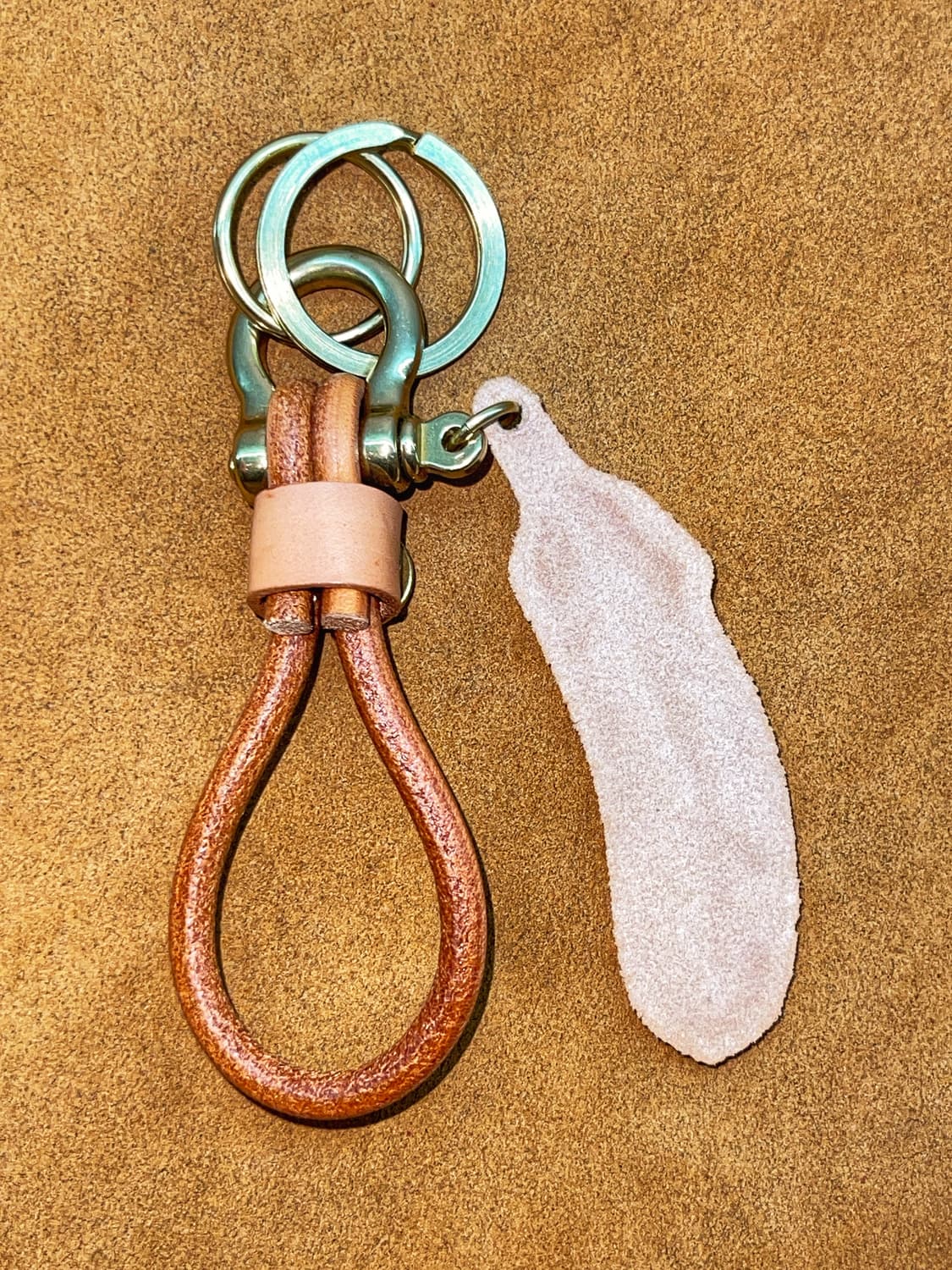 빈티지 아메카지 황동 페더 가죽 키링 RRL무드 상품이미지3