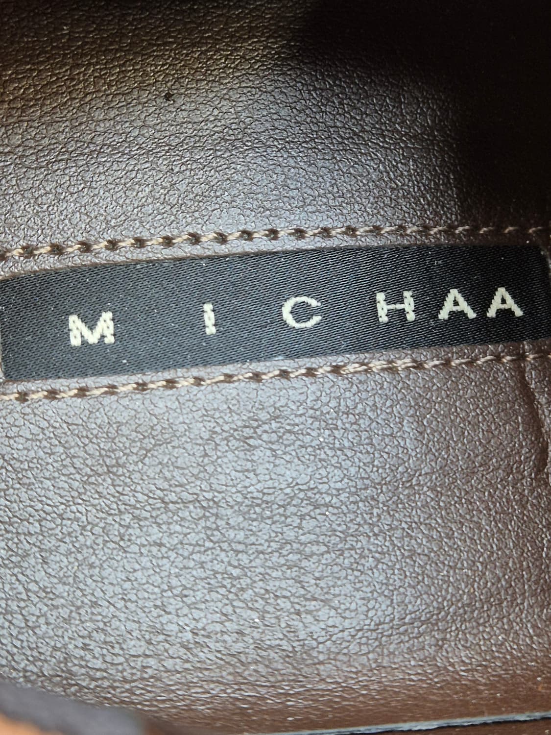 신발 상세 사진 꼭 확인해주세요. 미샤 여성 운동화 240사이즈입니다.  상품이미지7