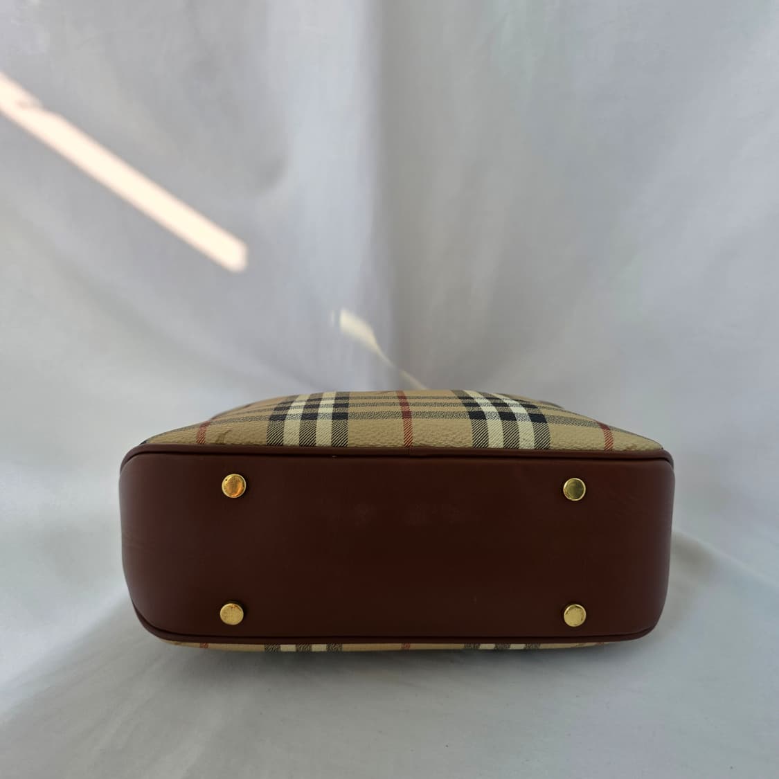 [정품 BURBERRY] 버버리 노바체크 pvc 토트백 스몰 상품이미지6