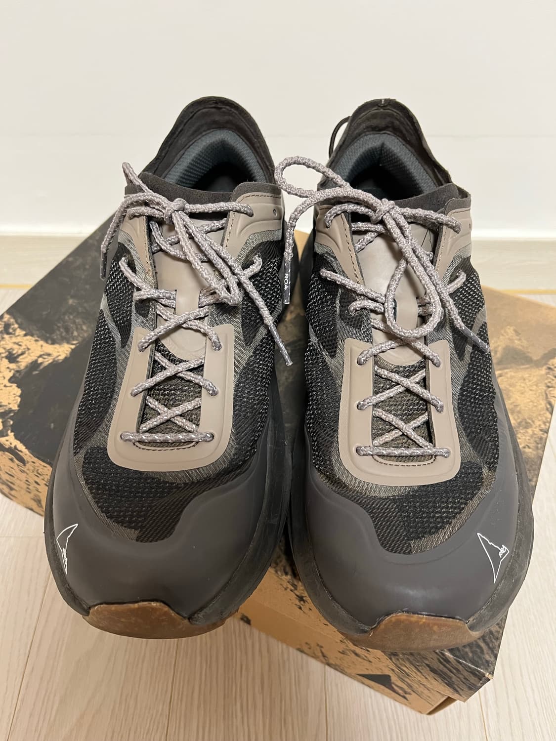 [41] 로아 Roa 셀라 브라운 상품이미지2