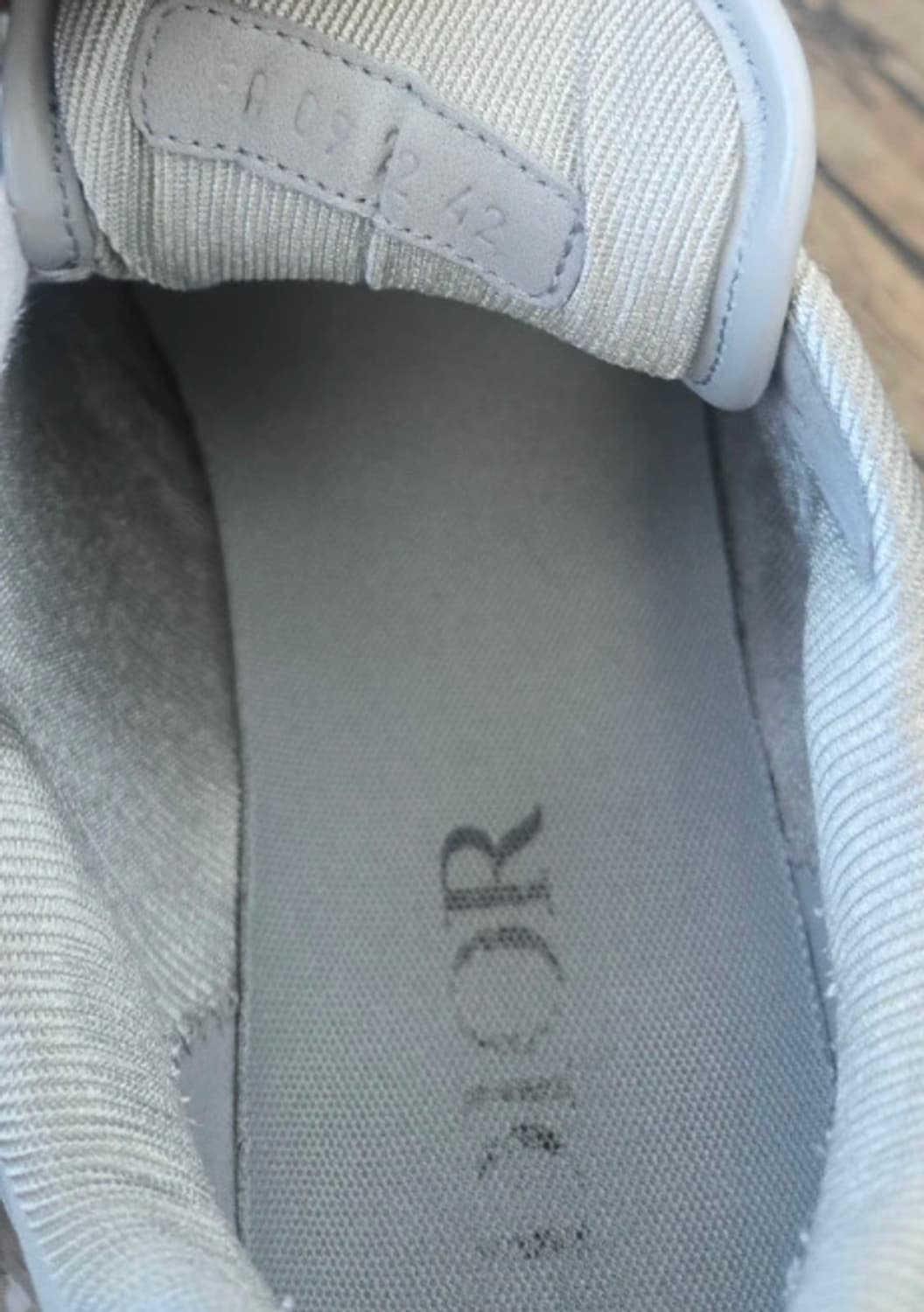 [정품] Dior  오블리크 B27 로우탑 스니커즈 그레이 42 상품이미지4