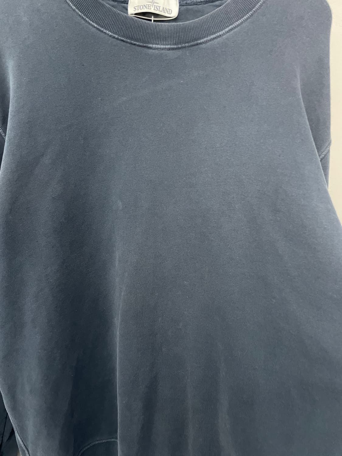 스톤아일랜드 와펜로고 네이비 맨투맨 H2562 상품이미지6