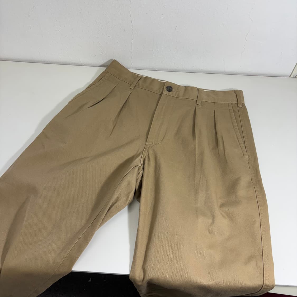 L 유니클로U 베이지 테이퍼드핏 투턱 코튼 9부치노팬츠 상품이미지1