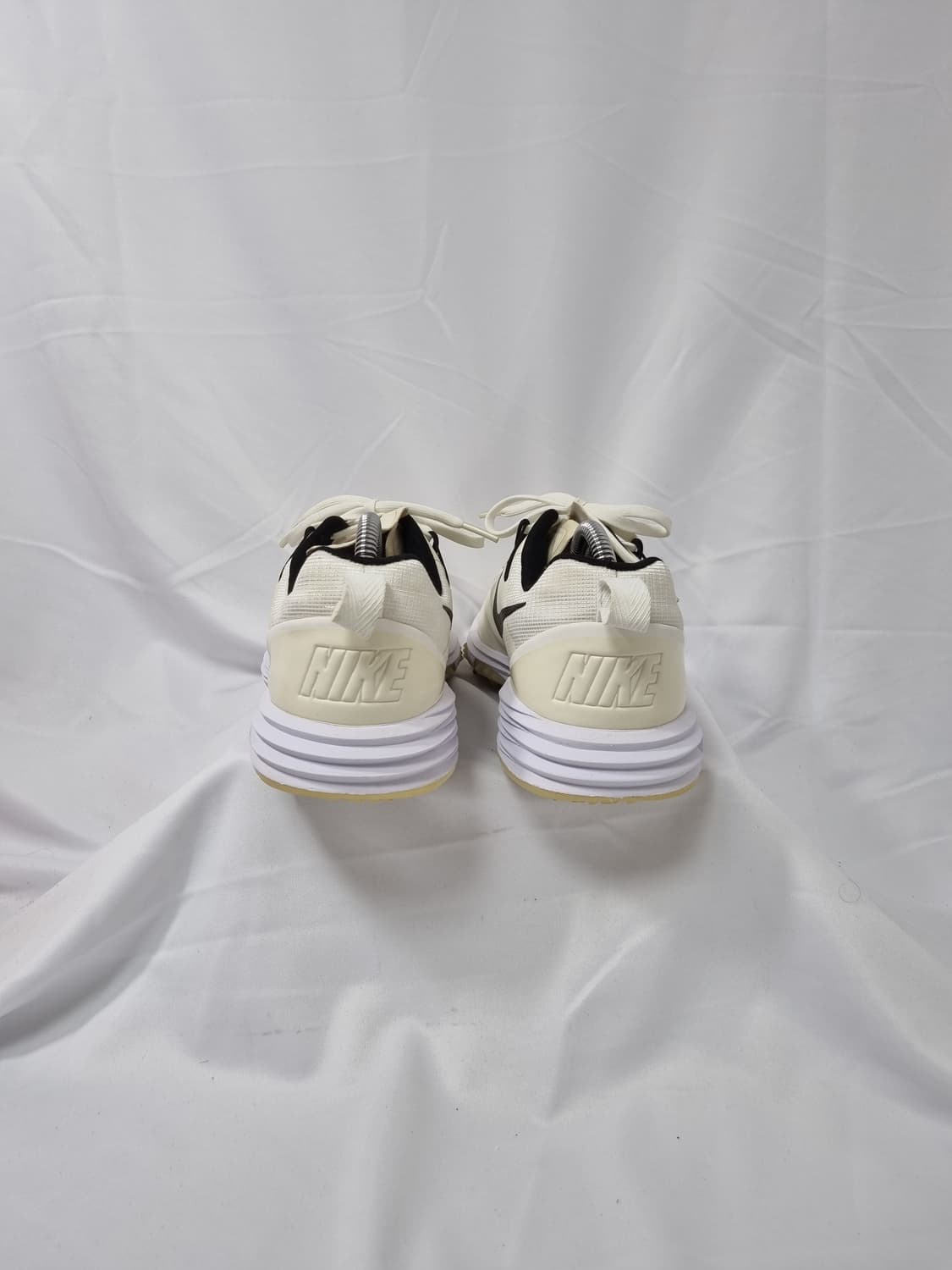 260 나이키 골프 루나 커맨드 2 골프화 상품이미지3