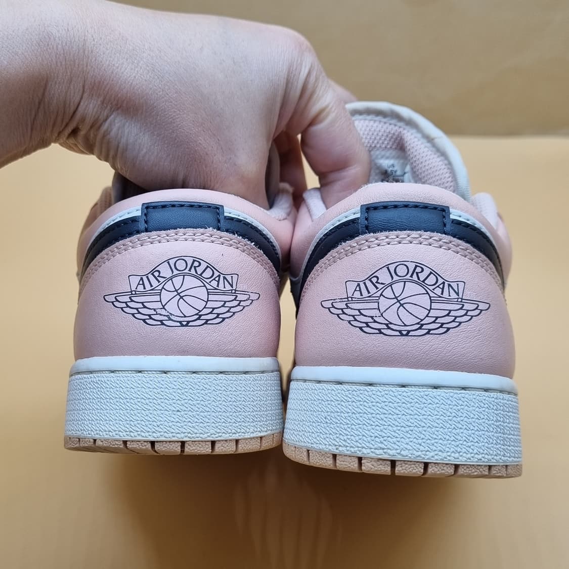 나이키 조던 로우 아크틱핑크 운동화 225 상품이미지4