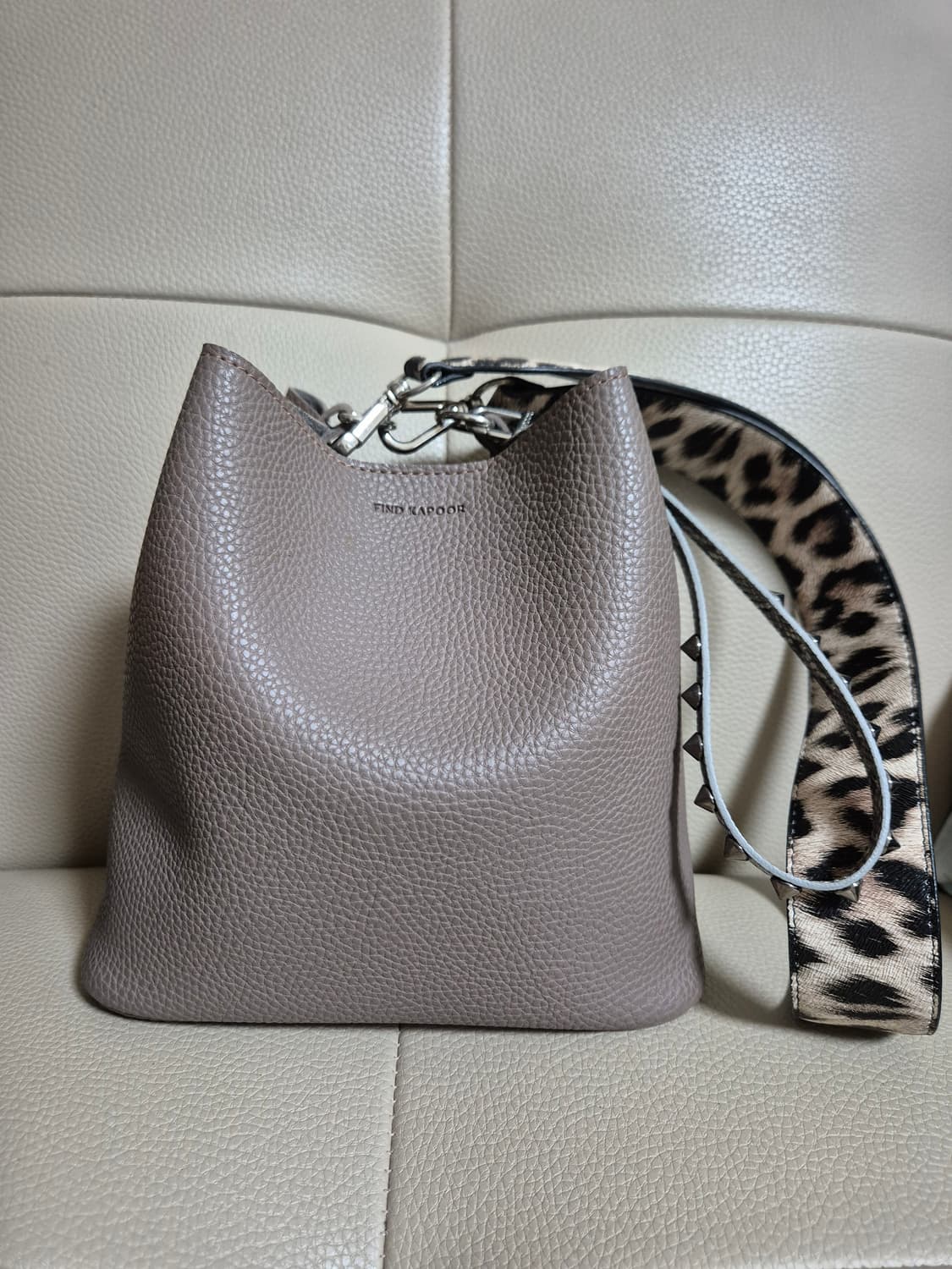 파인드카푸어 핑고백 상품이미지1