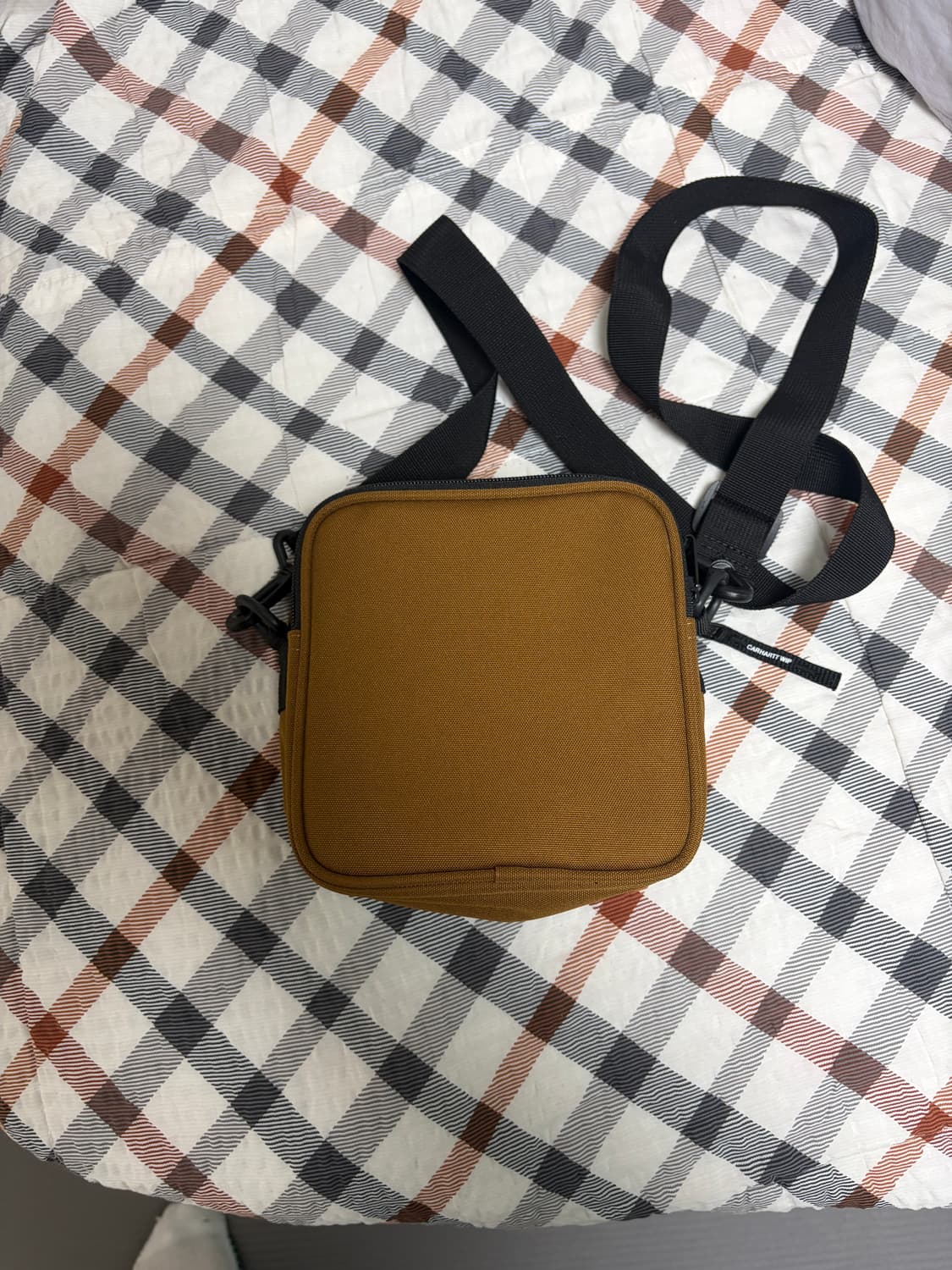 칼하트 에센셜백 스몰 해밀턴브라운 상품이미지2