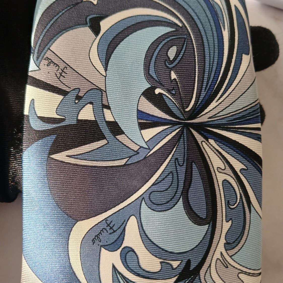 에밀리오 푸치 실크 블루 아트패턴 넥타이 8.6cm A+등급 A19013 상품이미지7