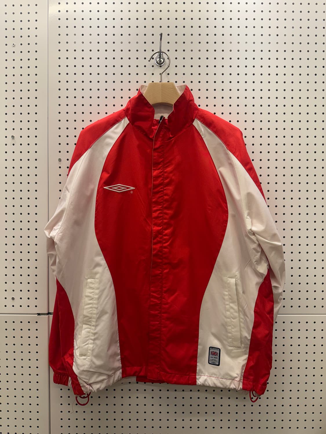 엄브로 레드 화이트 빅로고 올드스쿨 윈드브레이커 U176 상품이미지2