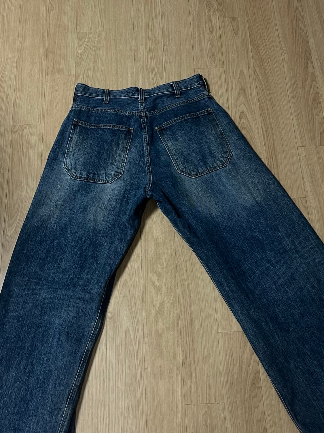 해칭룸 와이드커브진 워시드블루 2사이즈 상품이미지4