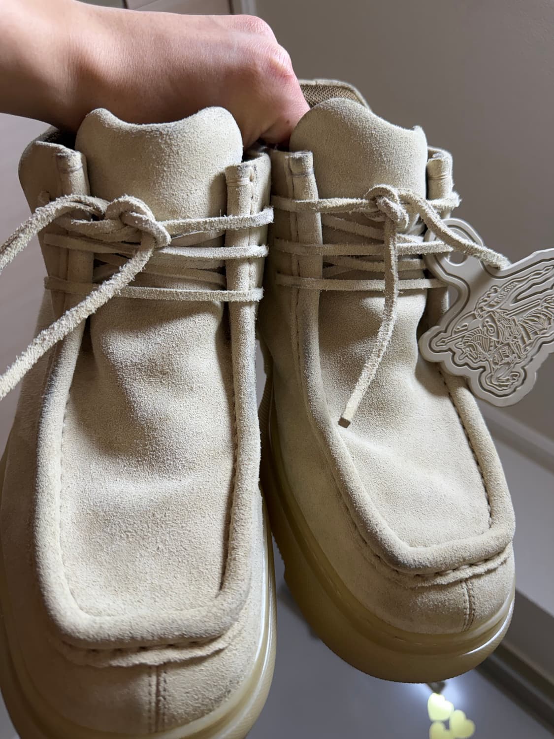 버버리 스웨이드 크리퍼 미드 슈즈 (43) 판매합니다. 상품이미지8