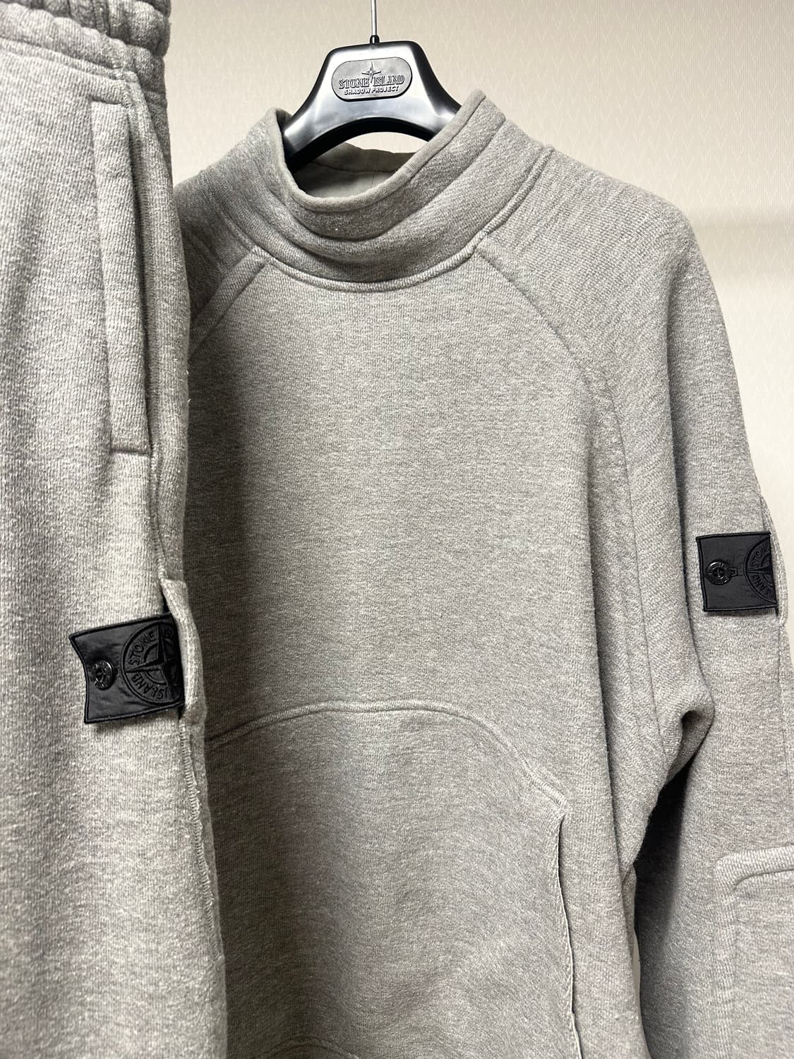 스톤아일랜드 쉐도우 트레이닝 셋업 22fw L(105) 국내판 상품이미지4