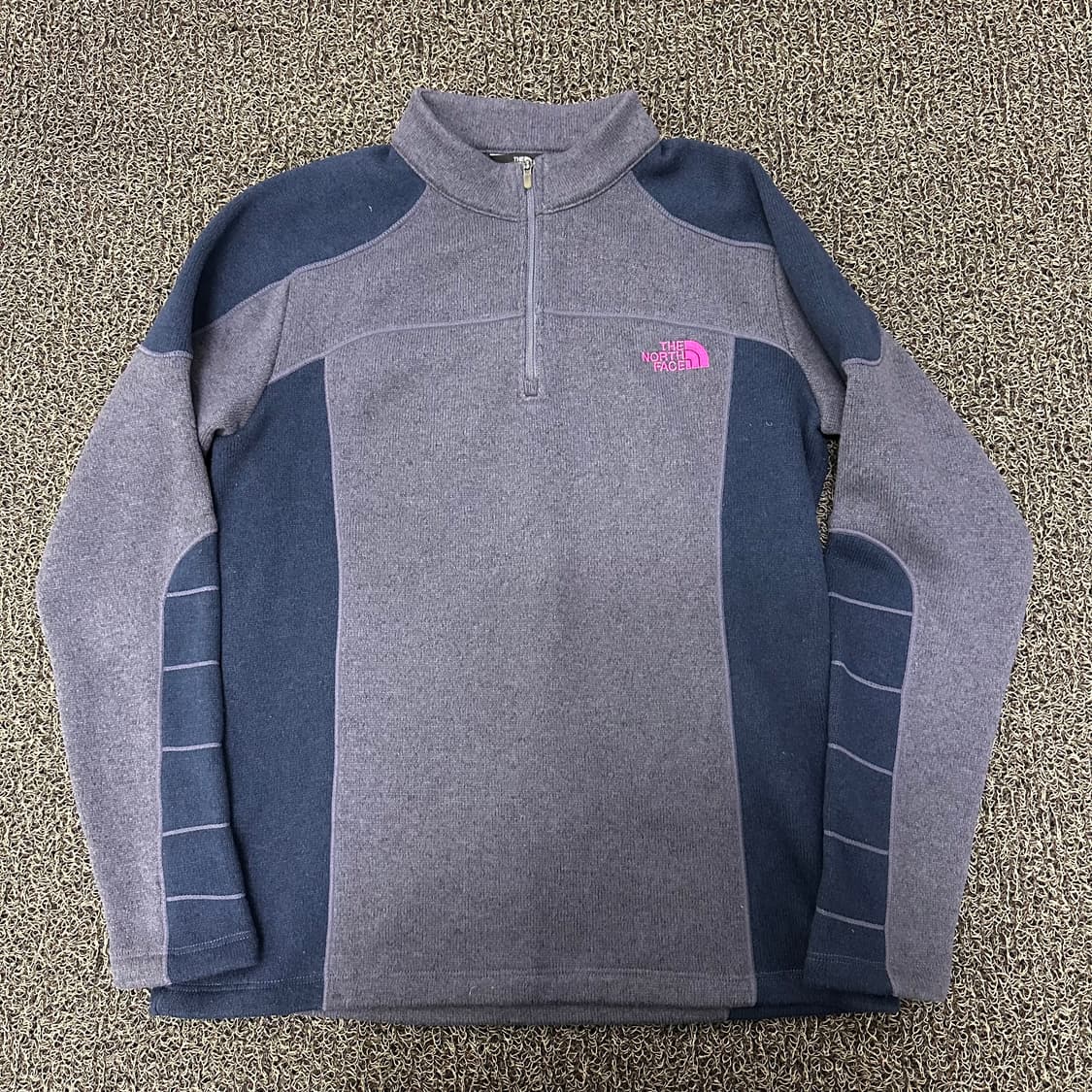 노스페이스 여성 등산복 기모 긴팔티셔츠 95(XL) 상품이미지1