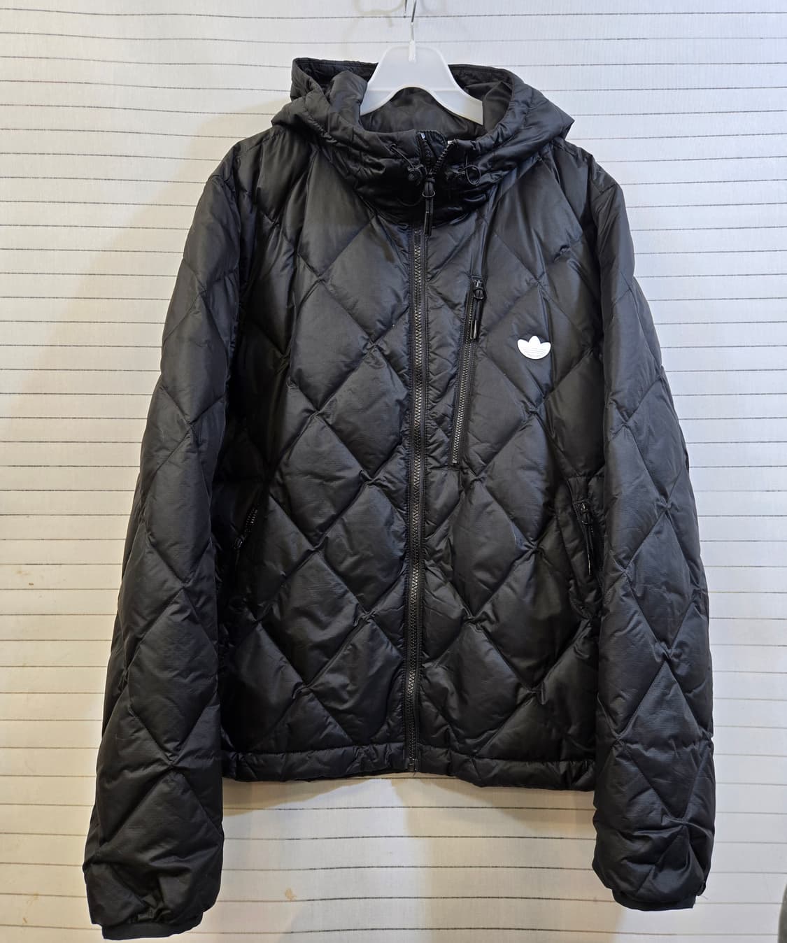 아디다스 퀼팅 후드 패딩 블랙 상품이미지2