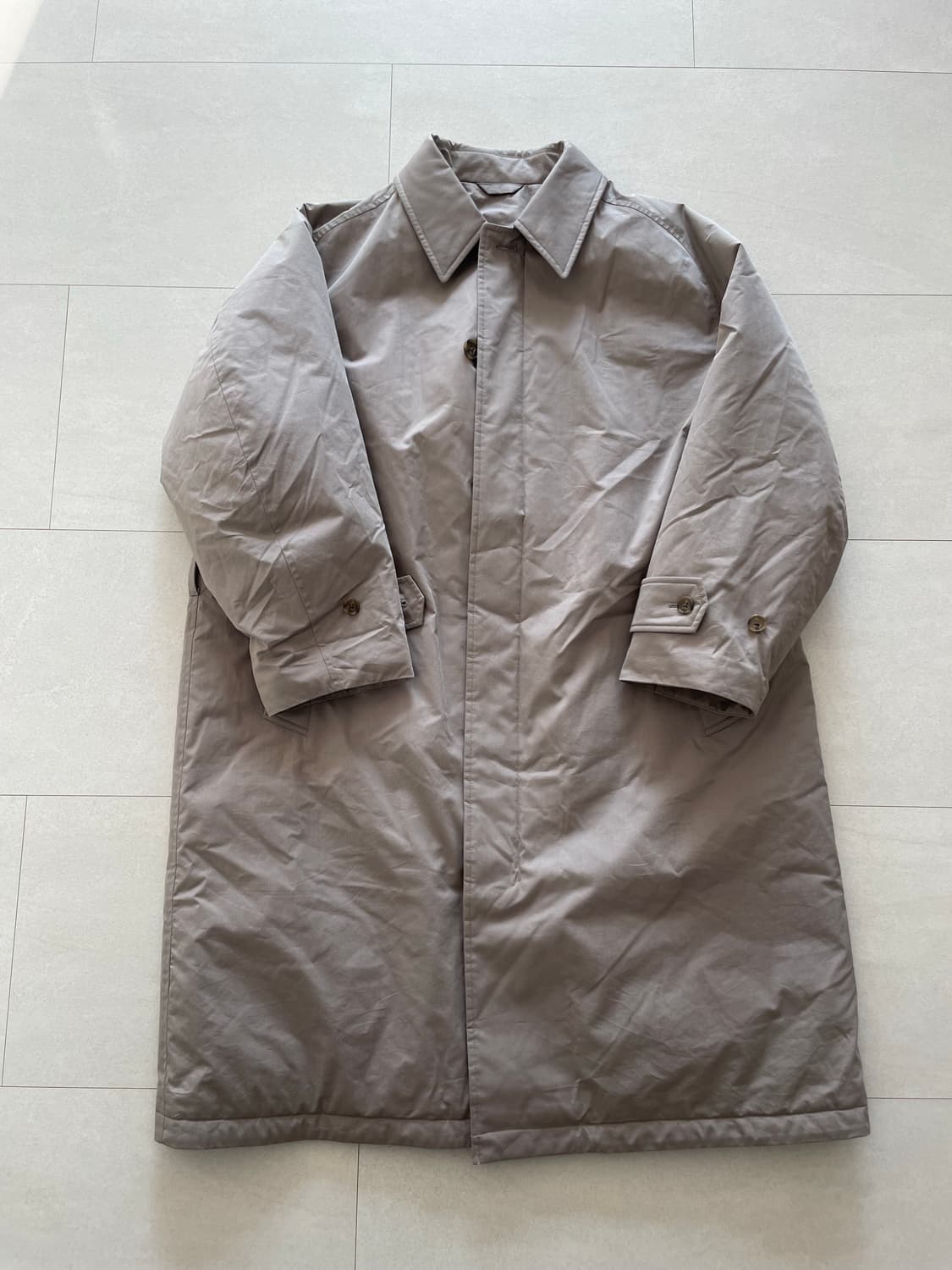 유니클로u 23fw 싱글브레스트 패디드 코트 상품이미지1