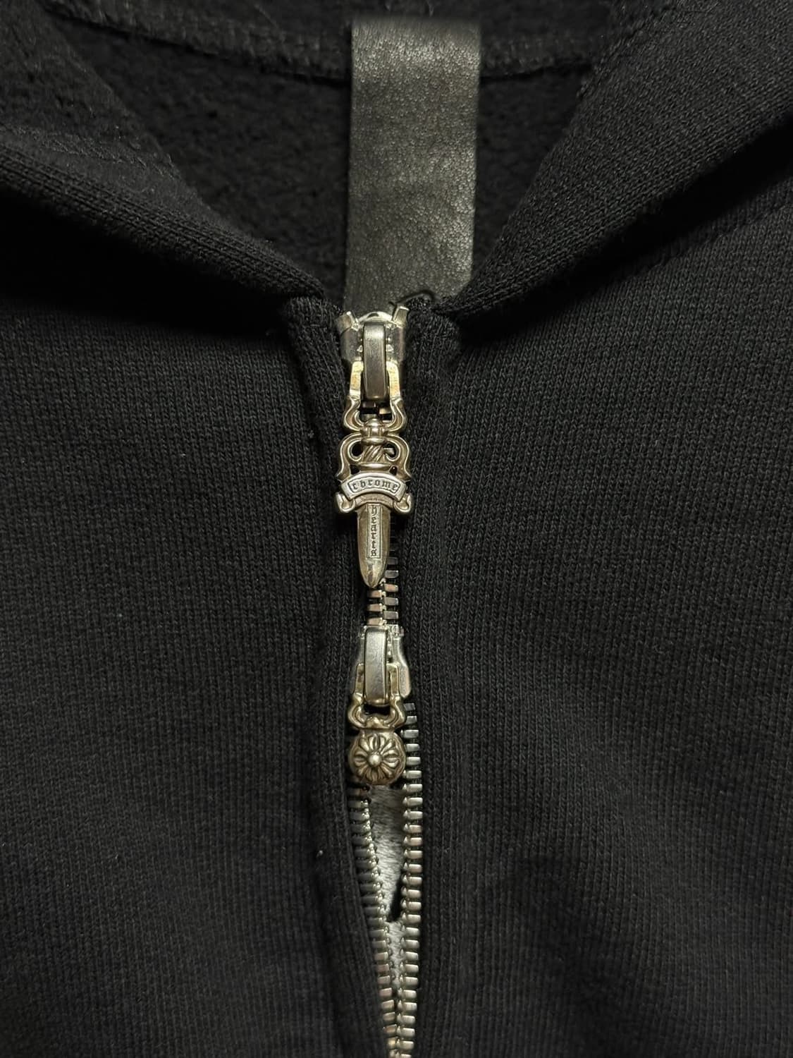 크롬하츠 세메터리 레더 후드 급처분 정품 상품이미지6