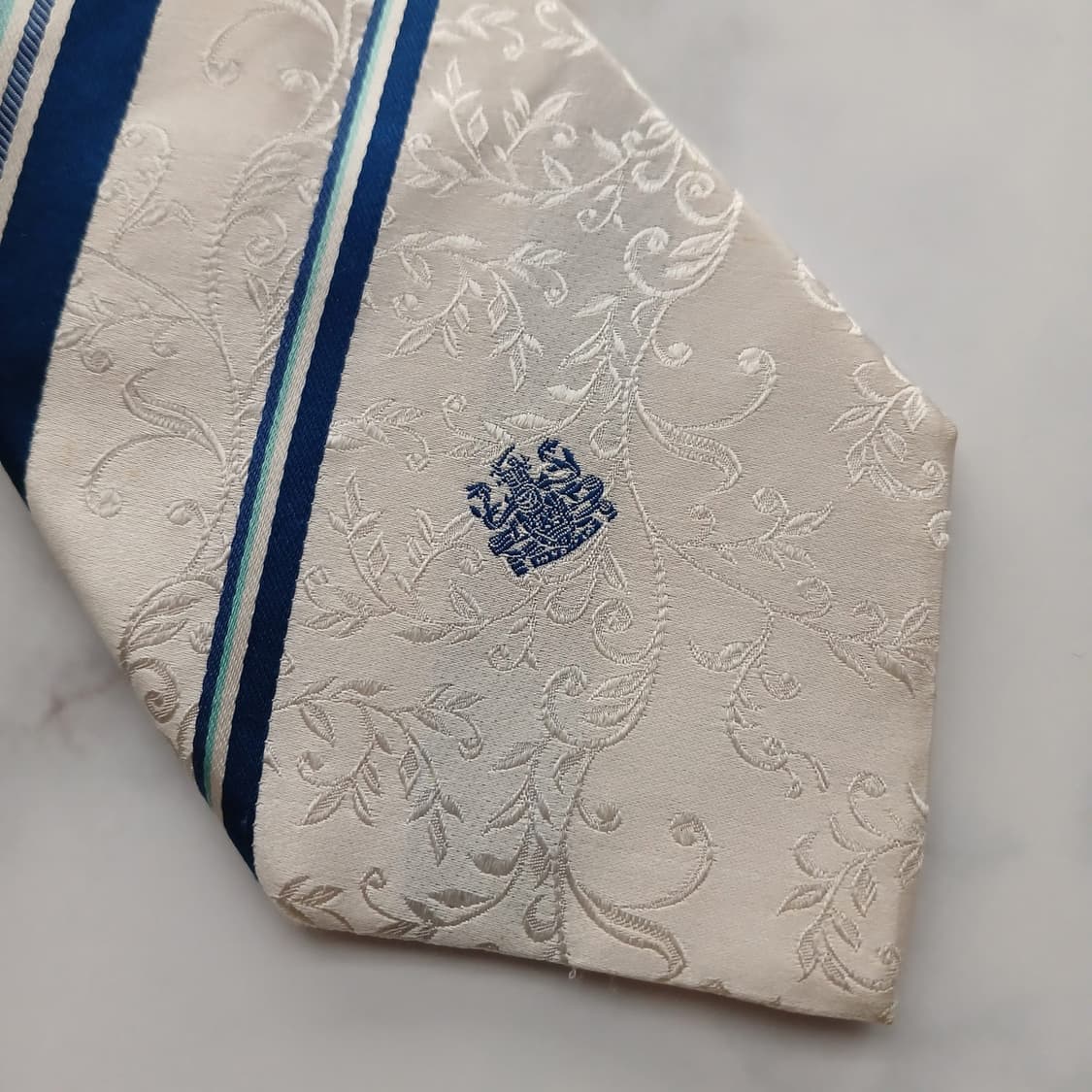 아쿠아스큐텀 실크 플로럴 자카드 넥타이 9.3cm A등급 A18305
 상품이미지6