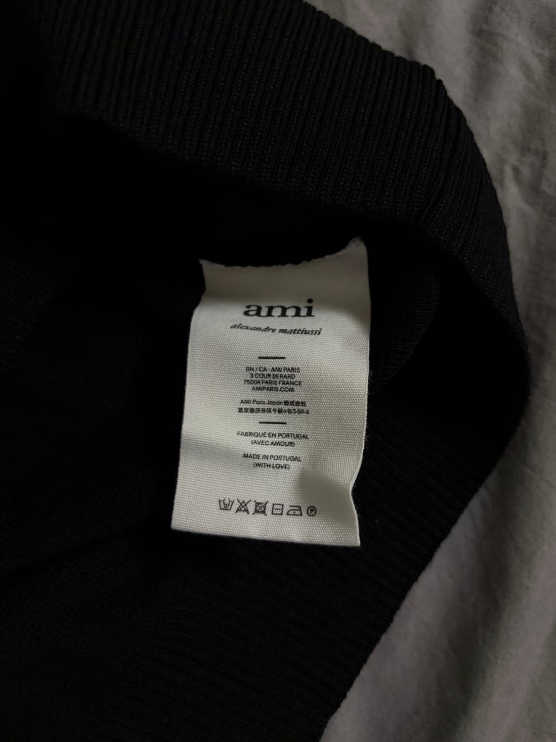 아미 하트로고 스웨터 니트 (블랙)-22SS 상품이미지4