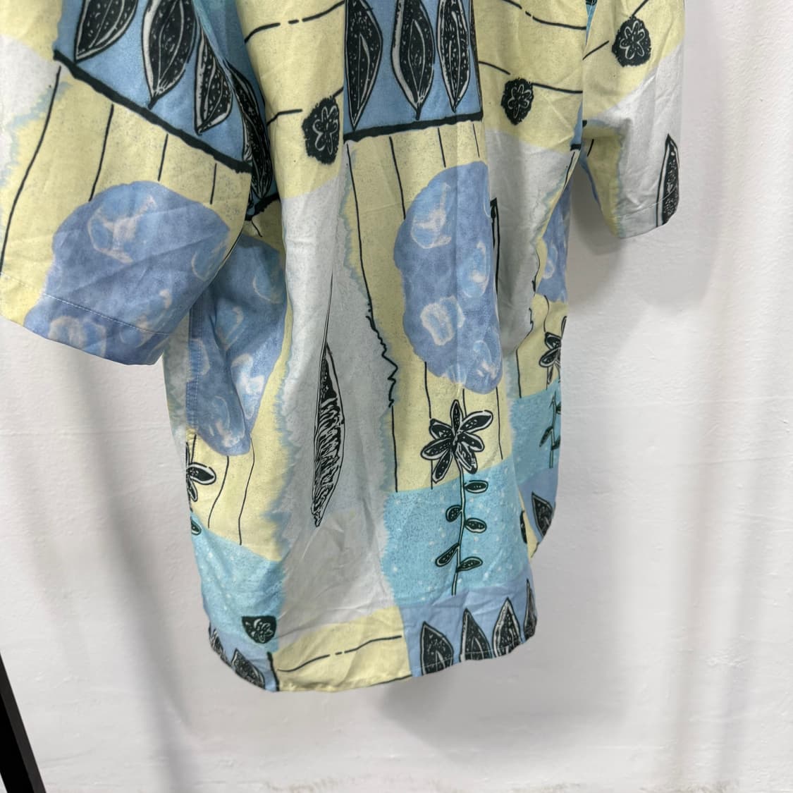 앤더슨벨 피쉬 플라워 오픈카라 반팔셔츠 상품이미지6