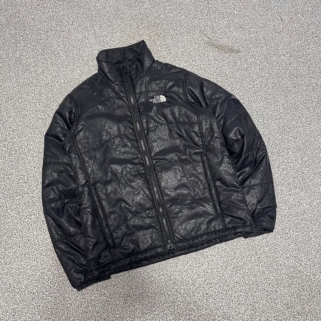 노스페이스 패턴 패딩 상품이미지1