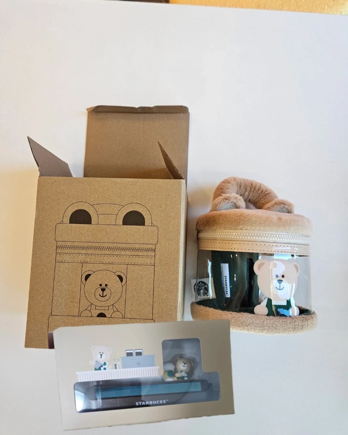 스타벅스 파우치와 주차번호판  상품이미지1