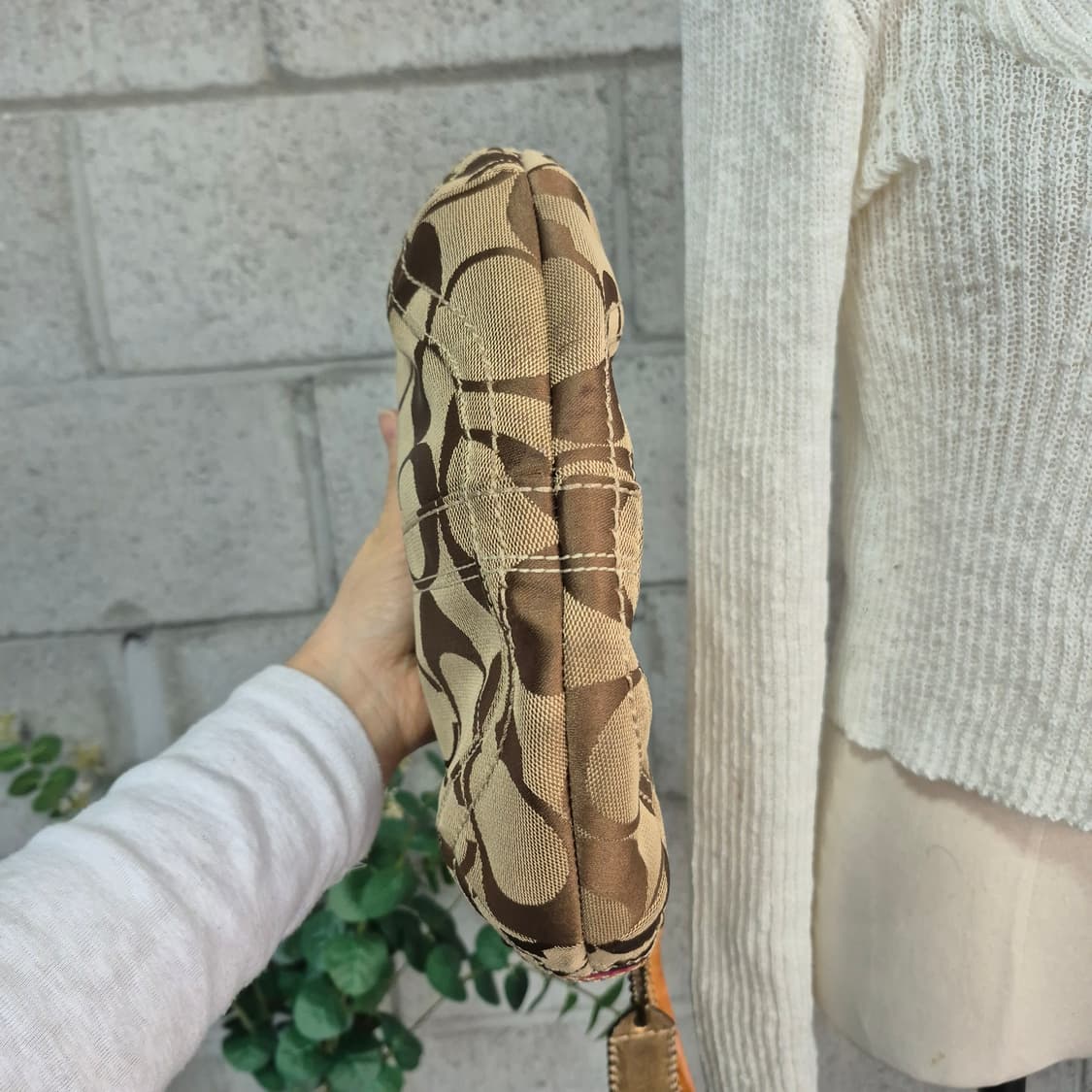 코치 시그니처 크로와상 호보백 상품이미지7