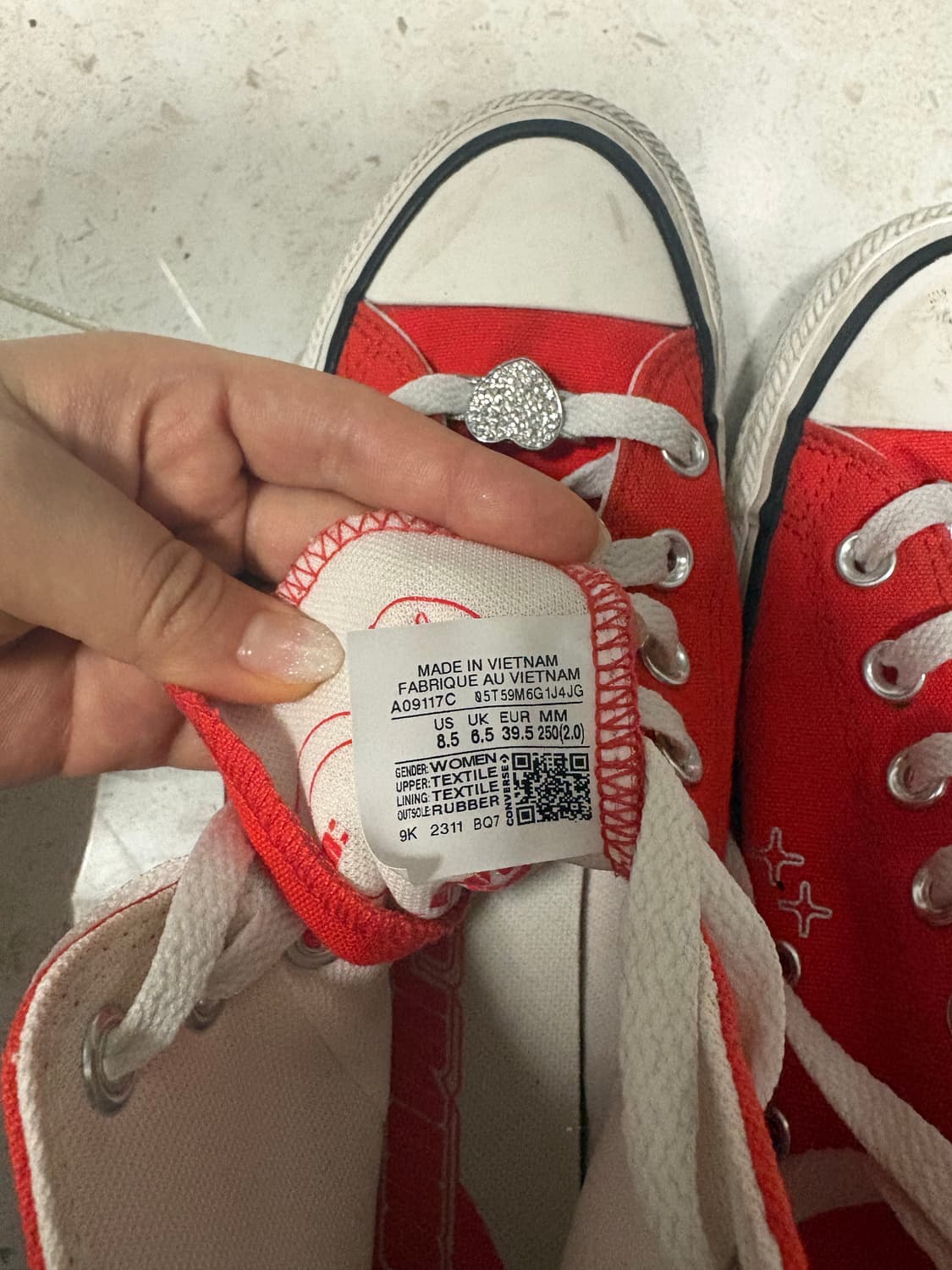 컨버스 척테일러 올스타 Y2K 하트 피버드림 250 상품이미지3