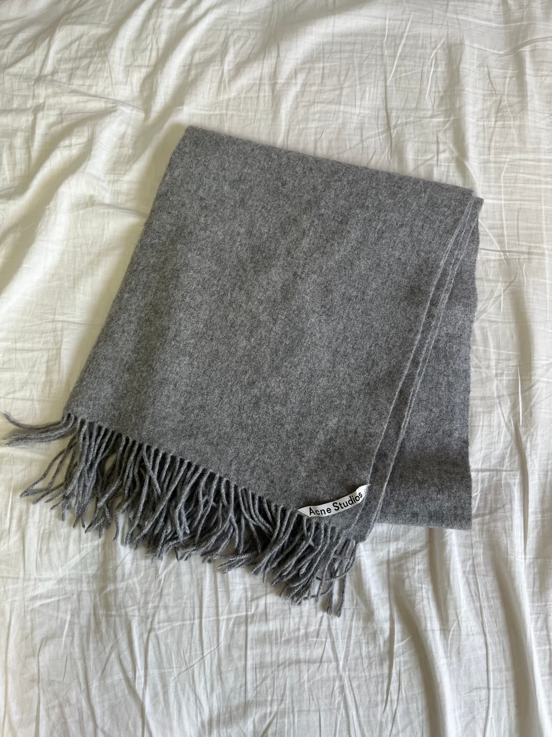 아크네 스튜디오 목도리 상품이미지2