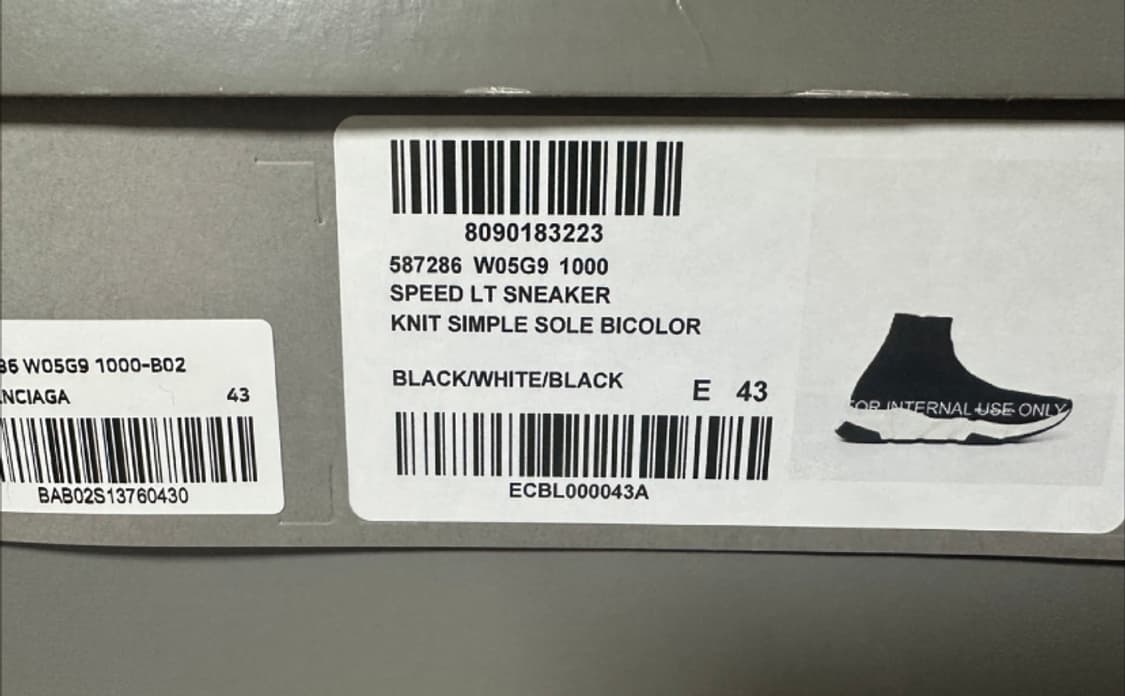 [정품,풀구성품] 발렌시아가 스피드러너 블랙 280 크림판
 상품이미지2